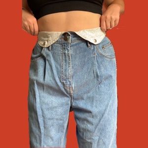 UO mom jeans with a daisy overturned waist